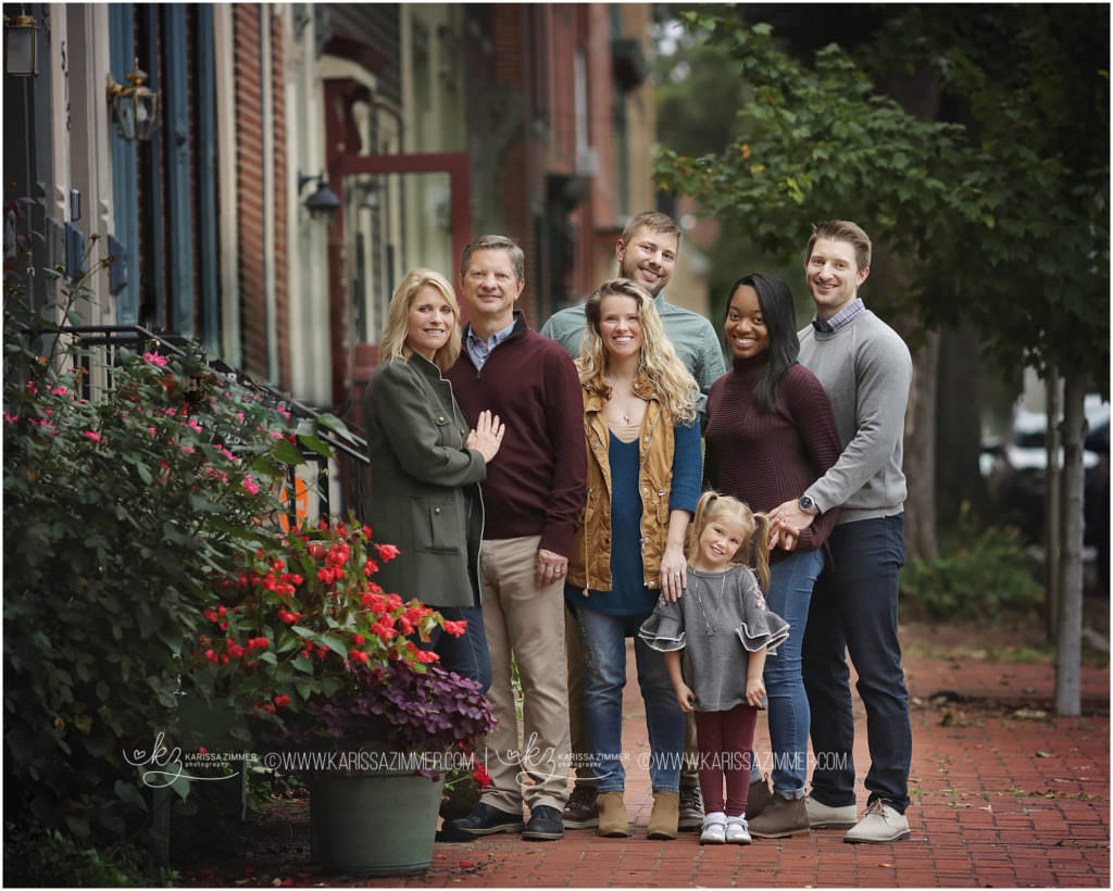 large family photo outdoors in harrisburg pa