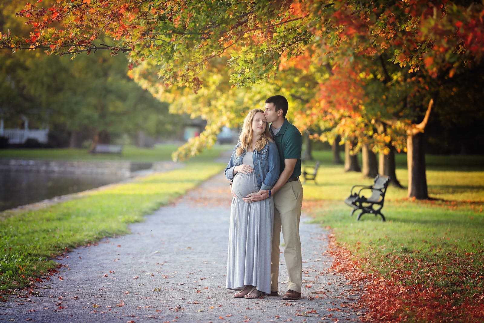 Harrisburg PA maternity photography couple in autumn