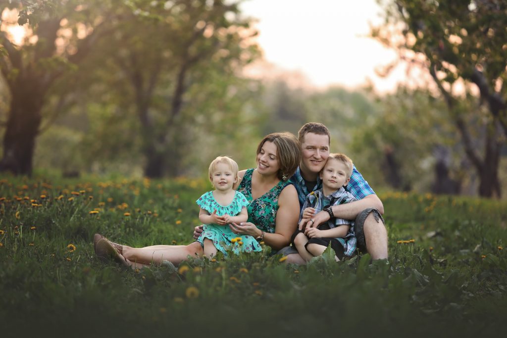 spring family photography session by harrisburg family photographer