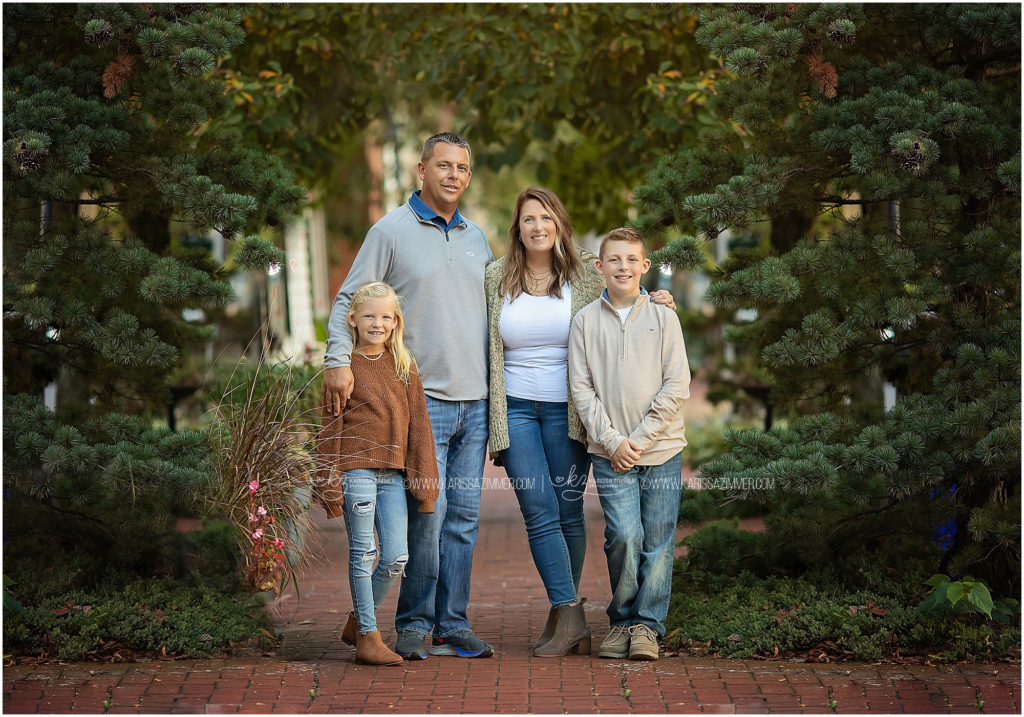 Harrisburg Fall Family Photographer captures Family Portrait in Shipoke