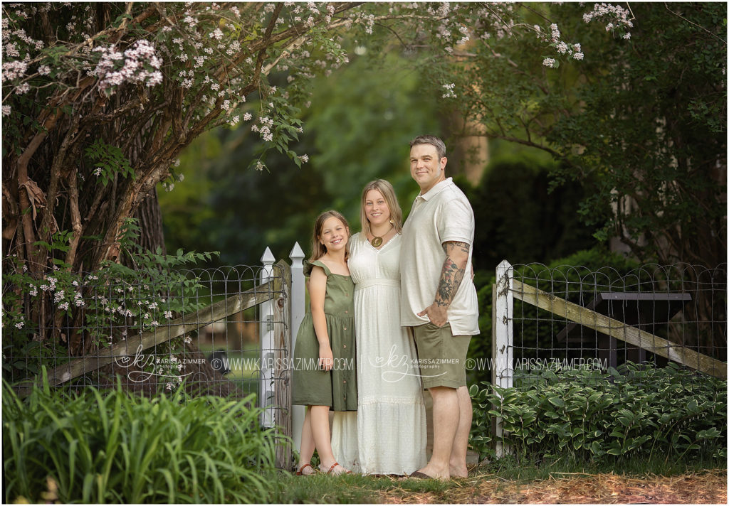 Mechanicsburg Pa Photographer Captures Portrait of Family at their photoshoot