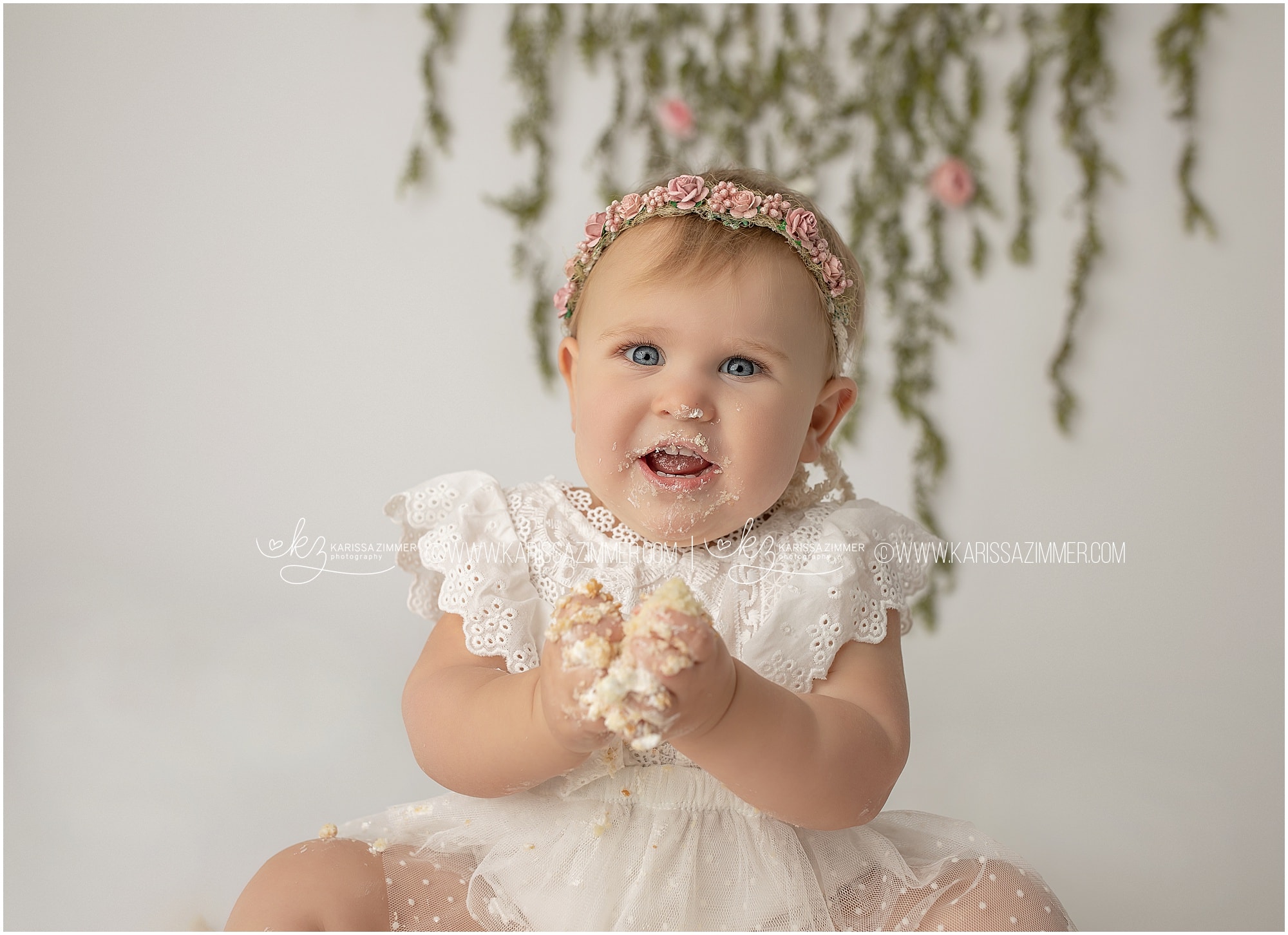 First Birthday Photoshoot near Camp Hill PA by Karissa Zimmer Photography