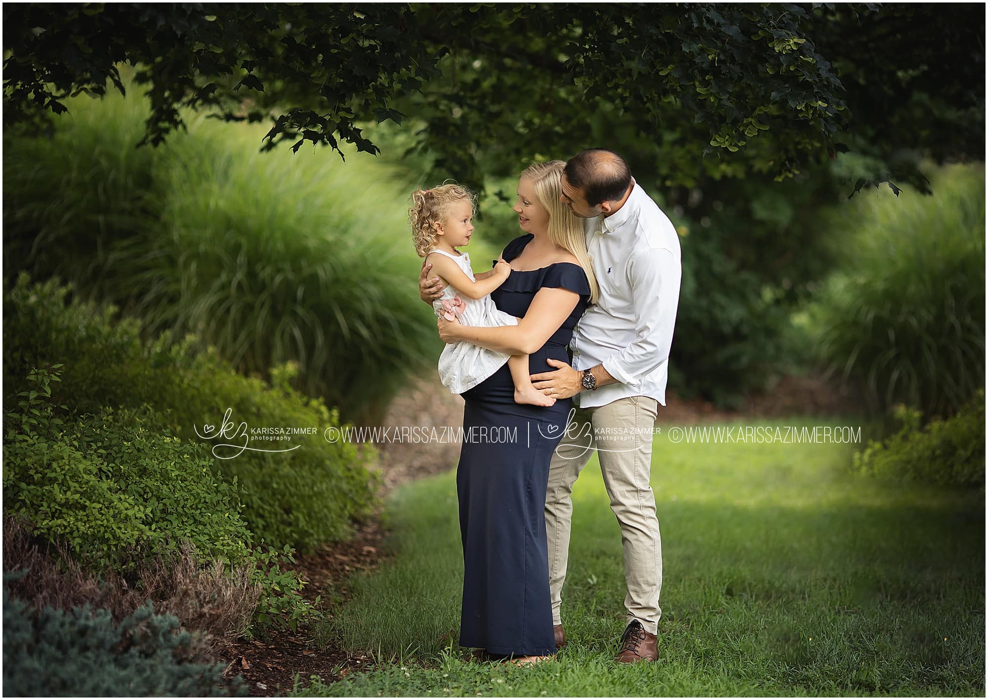 maternity photographer in camp hill pa, professional maternity photos, pregnancy photography camp hill pa