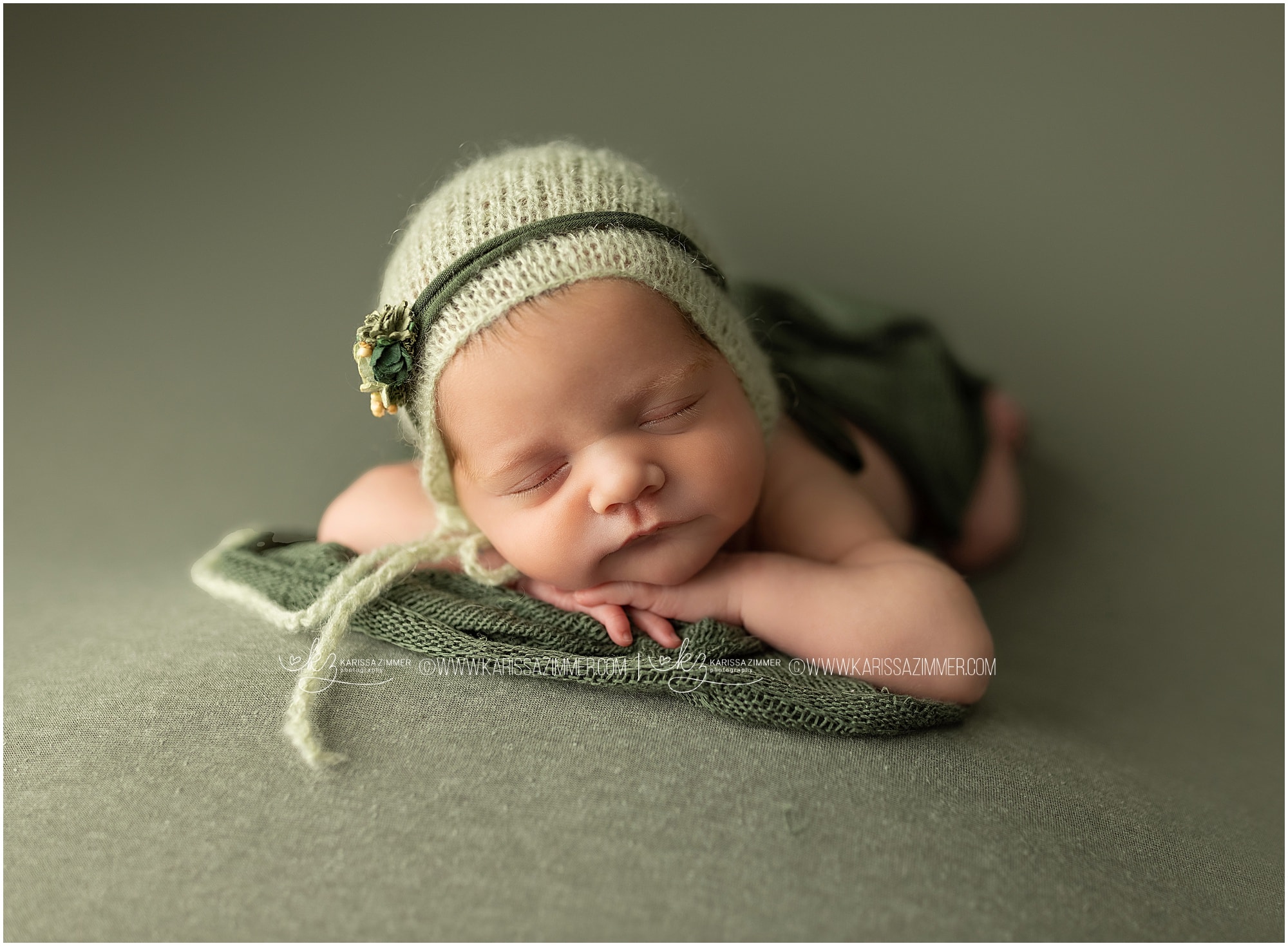 best newborn photographer neame, harrisburg baby photography, baby portraits in harrisburg pa