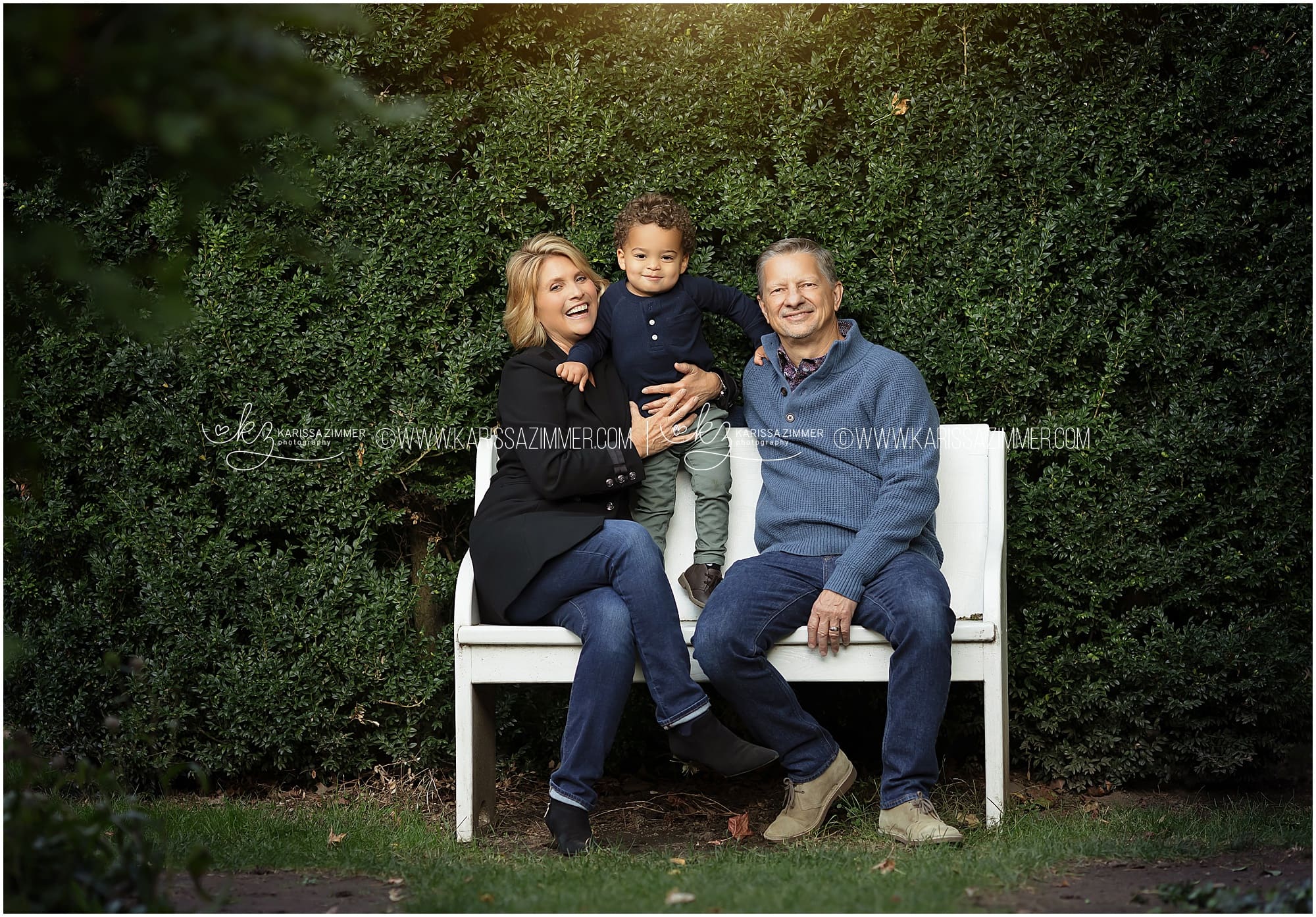 Mechanicsburg Family Photo Tips: What to Bring for Outdoor Portraits￼