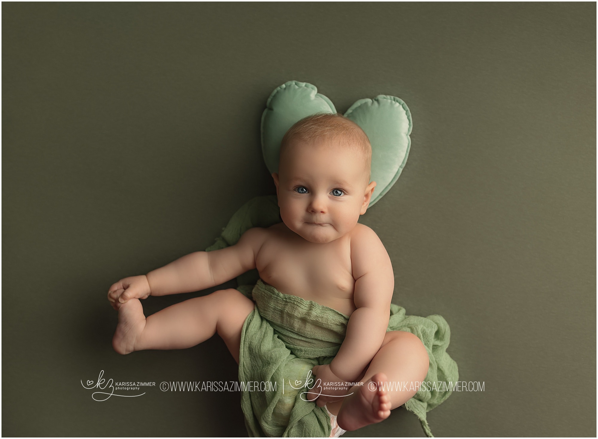 baby photographer in harrisburg, sitter session photography