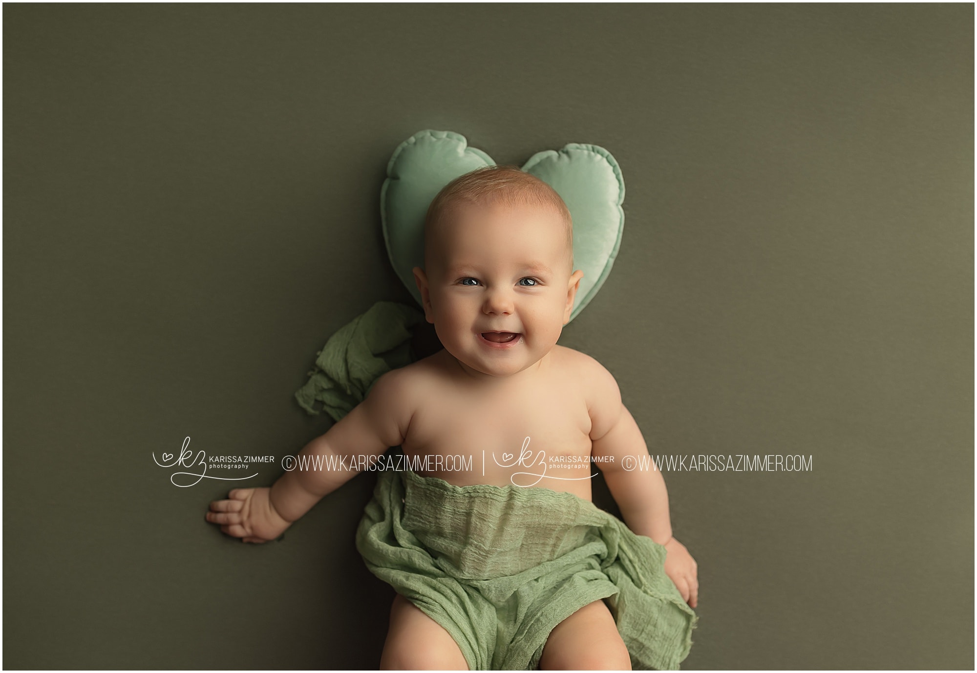 baby photographer in harrisburg, sitter session photography