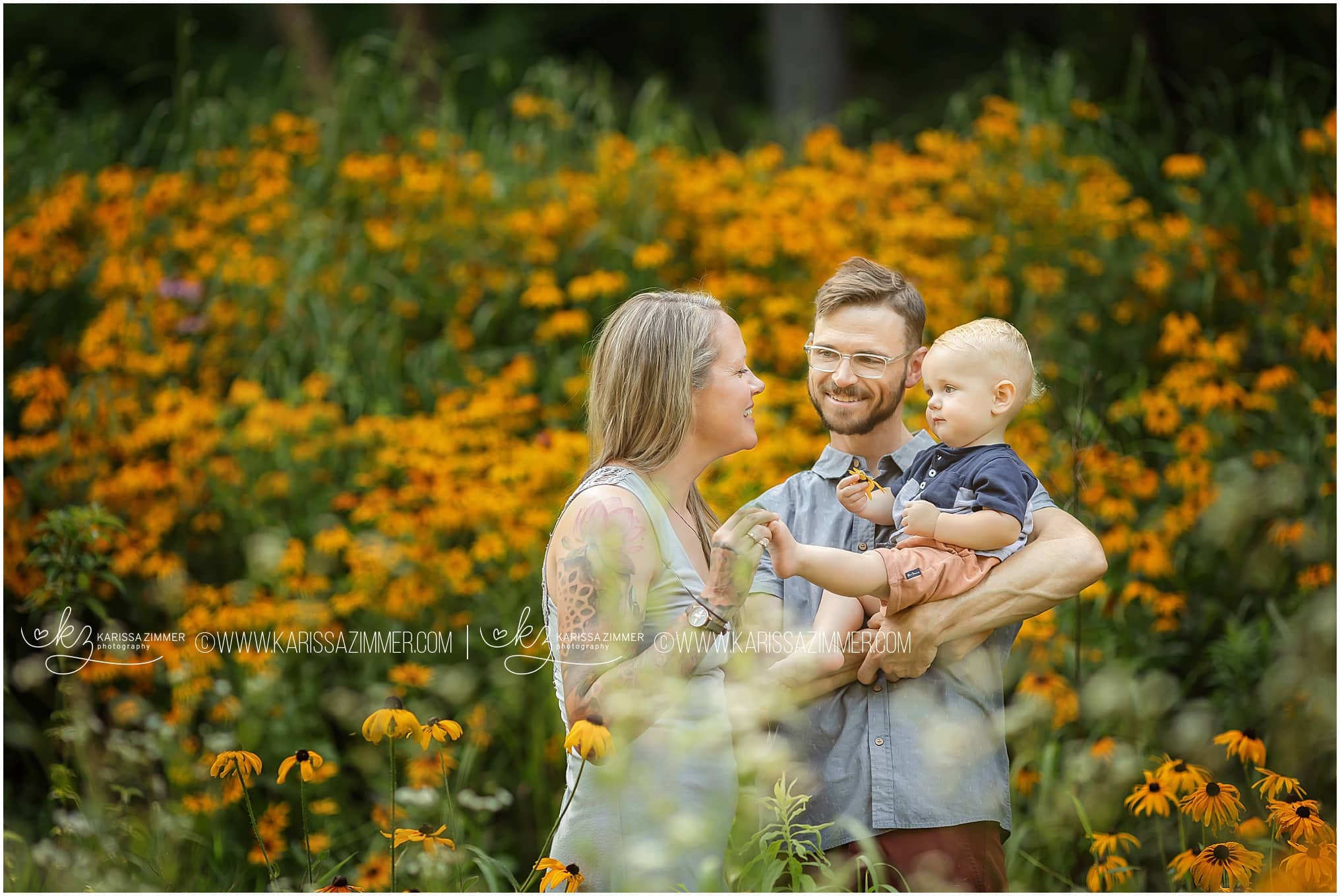 Flower meadow family photos by Carlisle PA Family Photographer Karissa Zimmer Photographyu