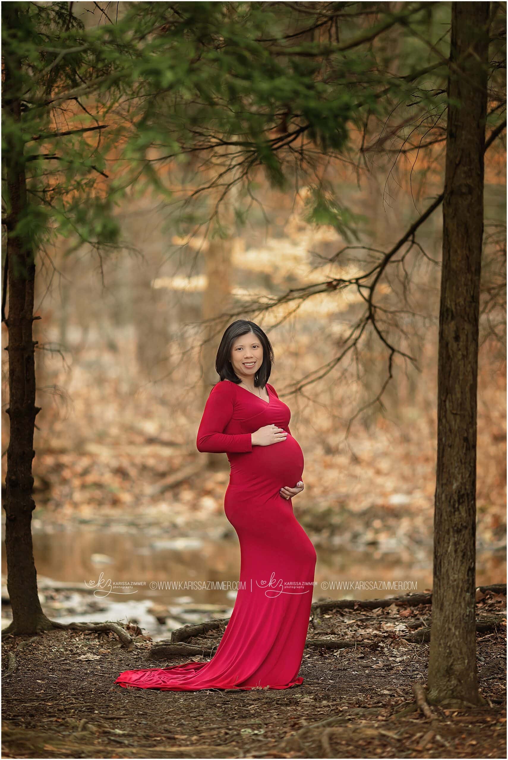 maternity photography by Karissa Zimmer
